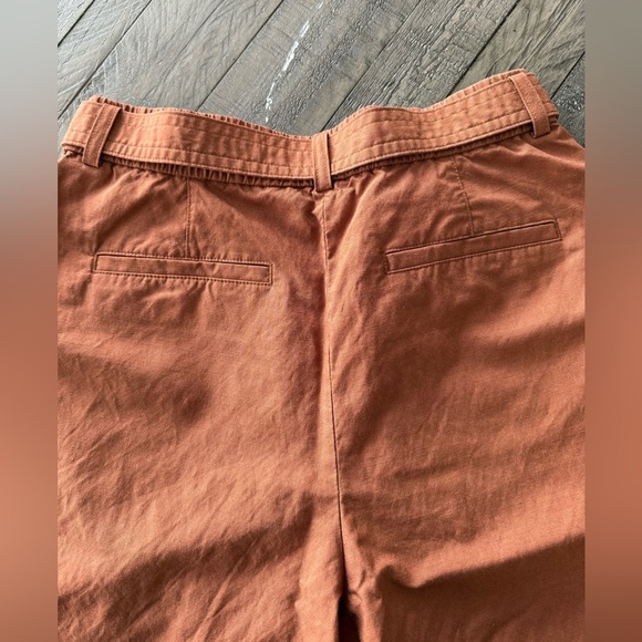 Uniqlo Linen Blend Belted Culotte Shorts, size medium - Picture 7 of 8